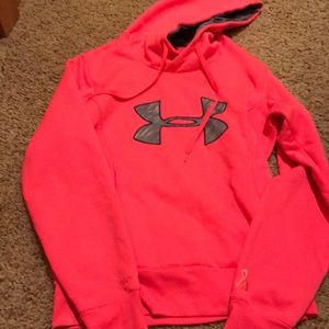 Under armor sweatshirt